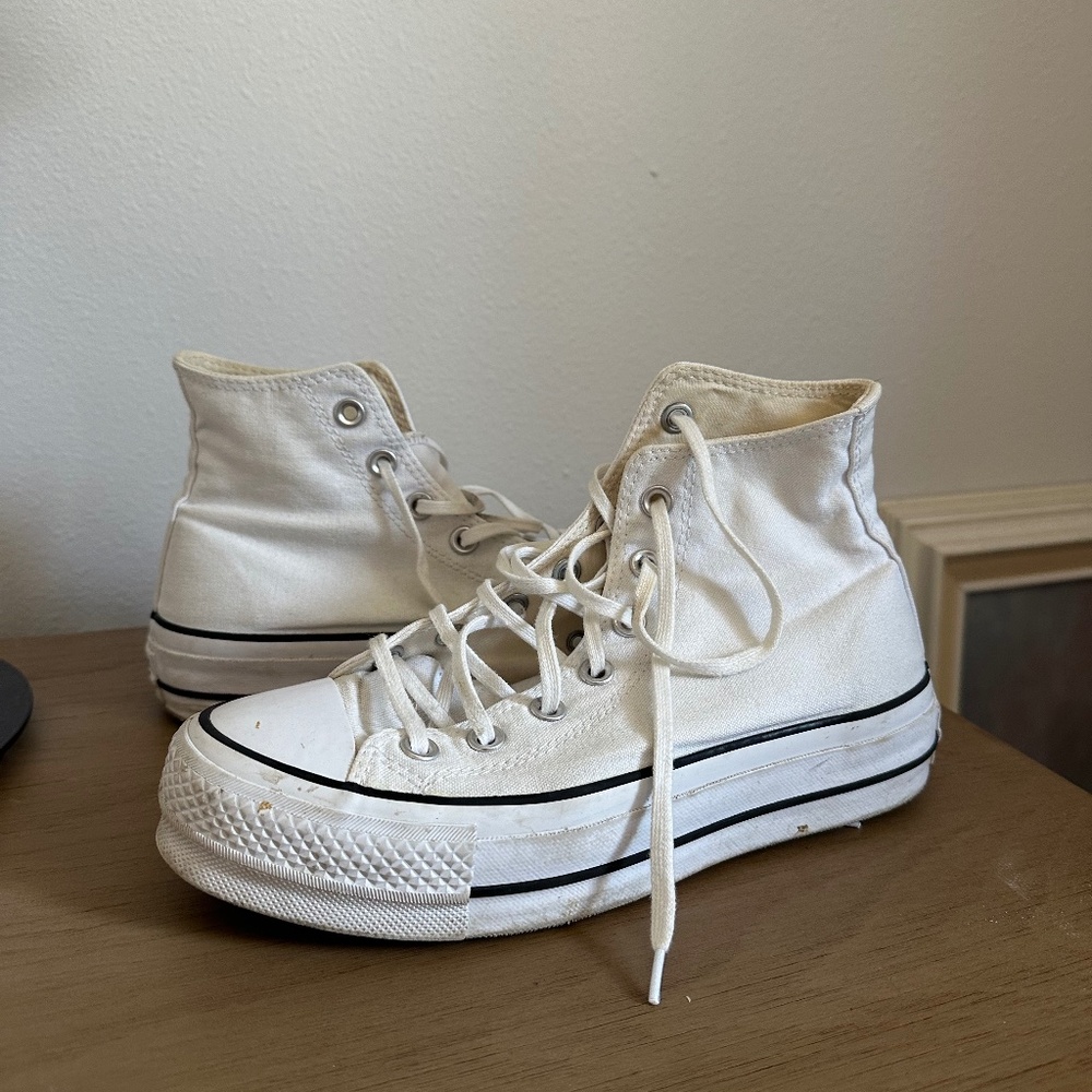 Converse Chuck Taylor All Star Lift Platform Canvas